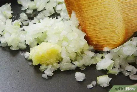 Image titled Make Mushroom Risotto Step 3