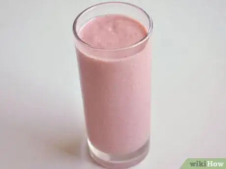 Image titled Make Berry Smoothies Step 4