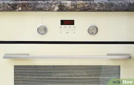 Image titled Make Chicken Alfredo Pizza Step 3