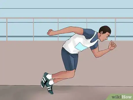 Image titled Run a 3200M Track Relay Step 5