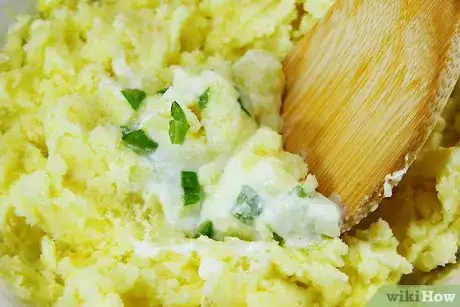 Image titled Enhance Mashed Potatoes with Stir‐Ins Step 9
