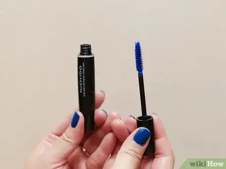 Image titled Make Your Eyelashes Look Longer Without the Expensive Mascaras Step 7