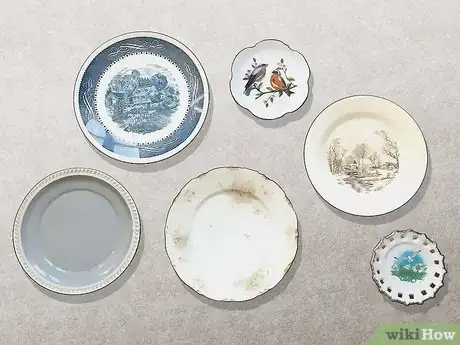 Image titled Decorate Living Room Walls Step 9