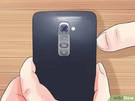 Image titled Remove the Battery from an LG G2 Step 3
