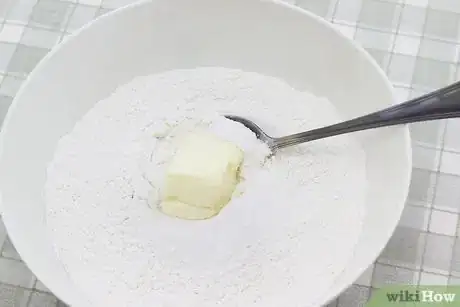 Image titled Make Beigli (Hungarian Poppy Seed & Walnut Rolls) Step 2