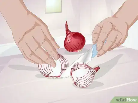 Image titled Use an Onion to Deodorize a Cat Litter Box Step 2
