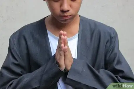 Image titled Treat Your Customer While Serving Them Step 2