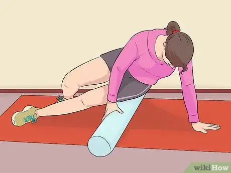 Image titled Stretch Your IT Band Step 8