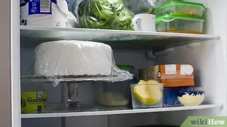 Image titled Cover Tall Cakes Step 16