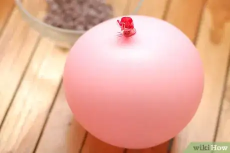 Image titled Make Chocolate Bowls With Balloons Step 2