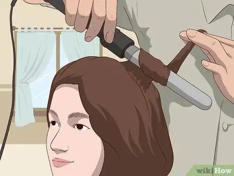 Image titled Curl Bobbed Hair Step 2.jpeg