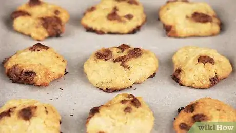 Image titled Keep Homemade Cookies Soft Step 2