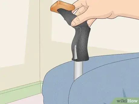 Image titled Reassemble an E Z Hold II Bar Clamp Step 3