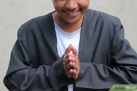 Image titled Treat Your Customer While Serving Them Step 8