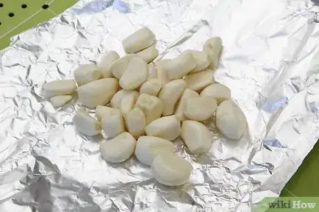 Image titled Freeze Garlic Step 6