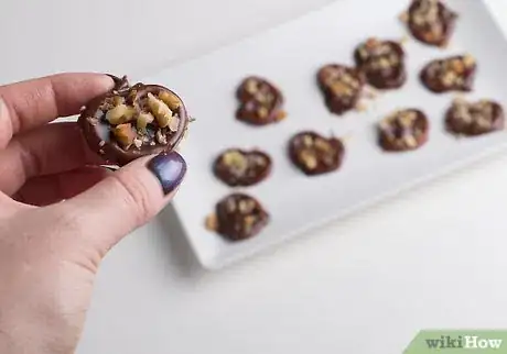 Image titled Make Chocolate Covered Pretzels Step 9
