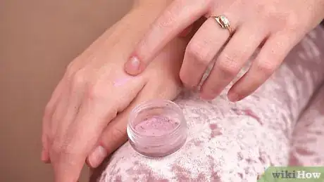 Image titled Make a Cheek Highlight Step 10