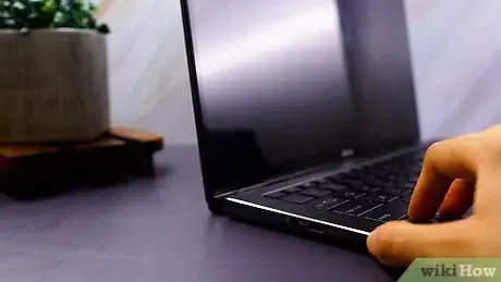 Image titled Clean an Aux Cord Step 6