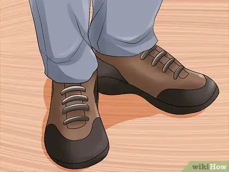 Image titled Buy Hiking Boots Step 9