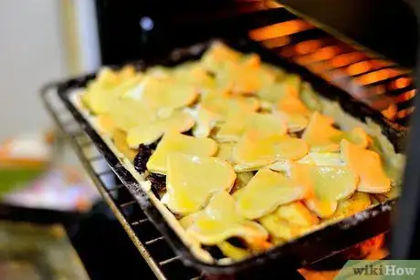 Image titled Make Apple Cranberry Slab Pie Step 8