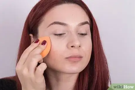 Image titled Do Sequin Eyelids Step 1