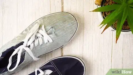 Image titled Cover Vans with Fabric Step 10