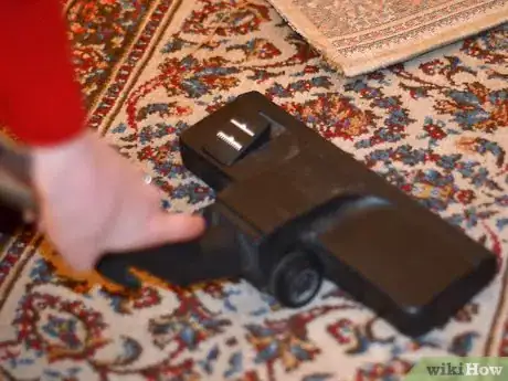 Image titled Effectively Vacuum a Shag Area Rug Step 3