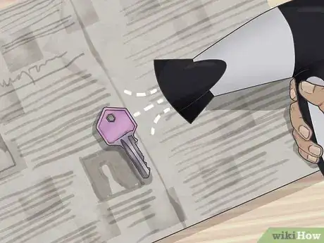 Image titled Decorate Keys Step 3