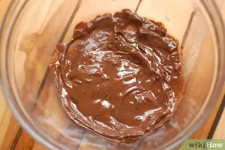 Image titled Make Chocolate Bowls With Balloons Step 5