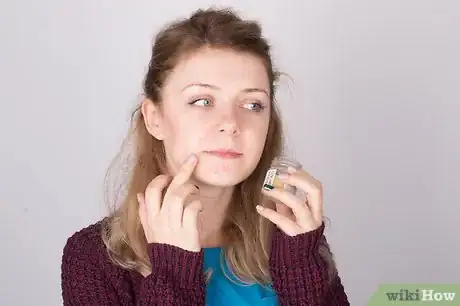 Image titled Use Petroleum Jelly for Beauty Uses Step 1