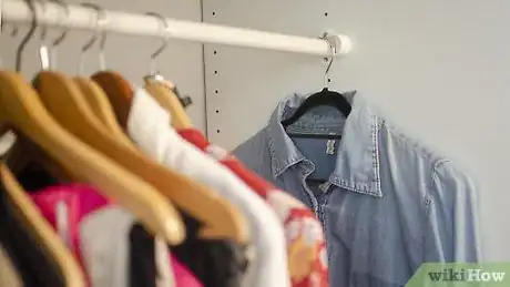 Image titled Store Shirts Step 14