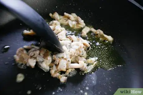 Image titled Cook Razor Clams Step 10