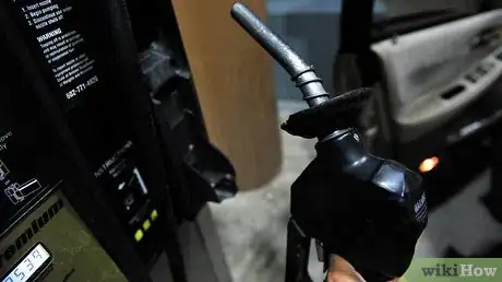 Image titled Prepare Your Family for an Emergency Evacuation Step 9