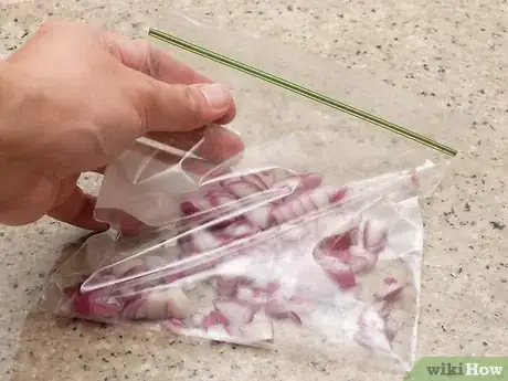 Image titled Store a Cut Onion Step 3