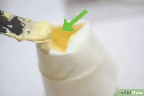 Image titled Frost a Double Layer Cake Step 10