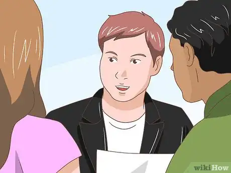 Image titled Make Eye Contact While Giving an Oral Presentation at School Step 7