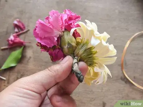 Image titled Make a Flower Wreath Step 4