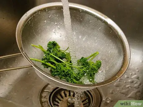 Image titled Preserve Fresh Parsley Step 27