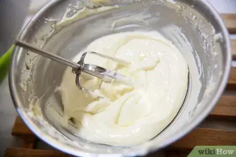 Image titled Make Galaxy Frosting Step 9