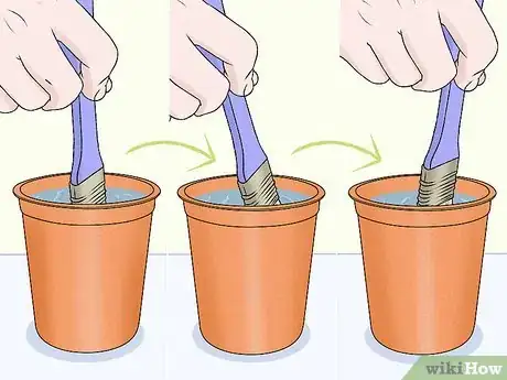 Image titled Clean Acrylic Varnish from a Brush Step 4