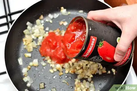 Image titled Make Oregano and Thyme Pasta Sauce Step 4