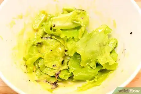 Image titled Make Vinaigrette Step 5