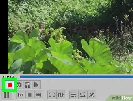 Image titled Split Videos Step 26