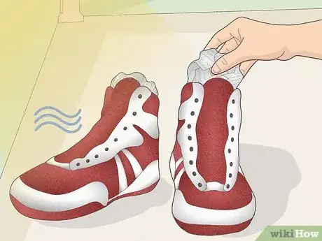 Image titled Clean Wrestling Shoes Step 7