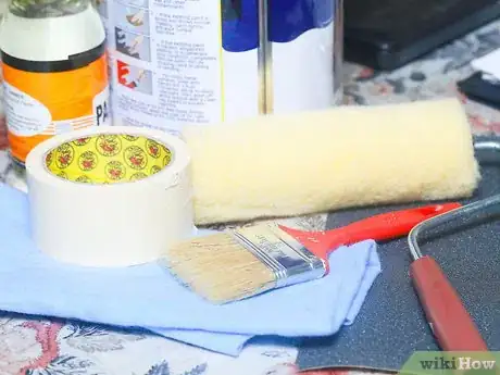 Image titled Apply Glaze to Wood Furniture Step 4