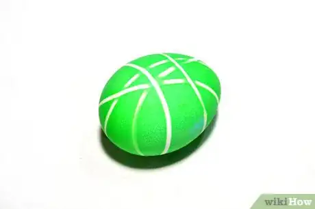 Image titled Dye Striped Easter Eggs Step 6