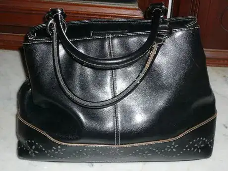 Image titled 8_877.JPG