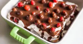 Make a Quick and Easy Cake