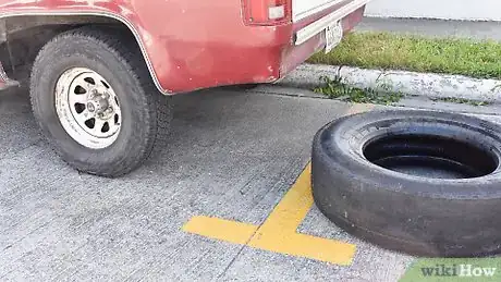 Image titled Tire Flip Step 13