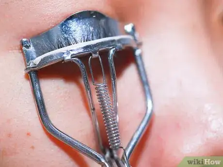 Image titled Start a Makeup Collection Step 13